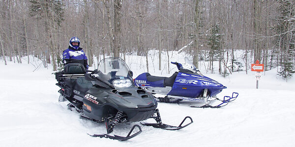 Seney Grand Marais Snowmobile Trail Snowmobiling Trails Maps Video Reports 9883